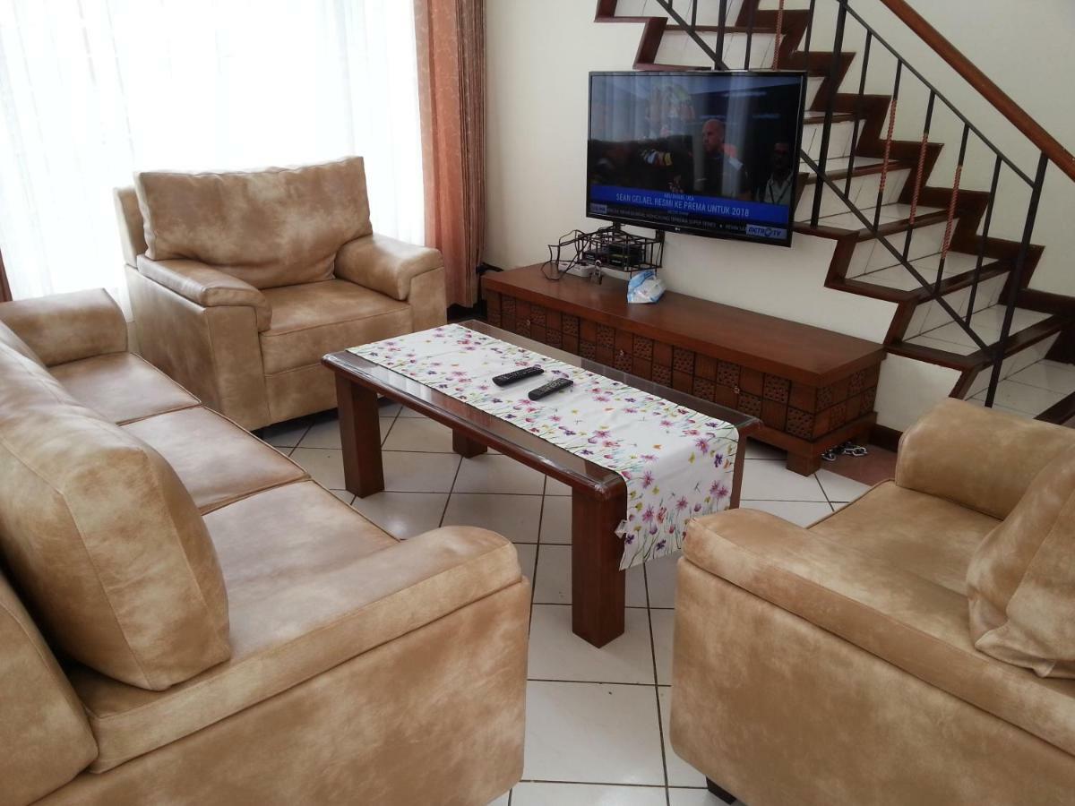 Villa 5Cemara Lembang Εξωτερικό φωτογραφία